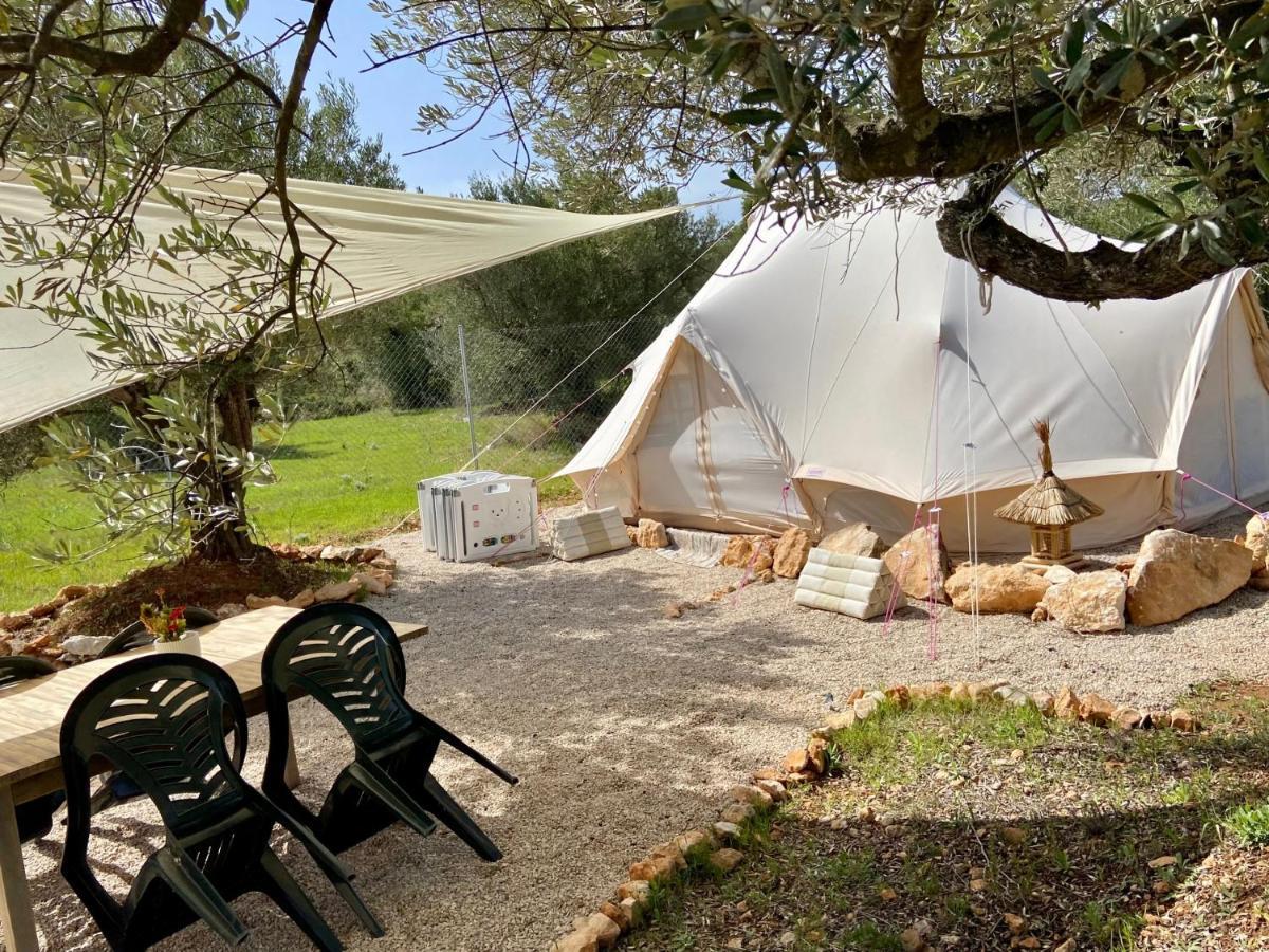 Paraiso Bell Tent Tortosa Eksteriør bilde