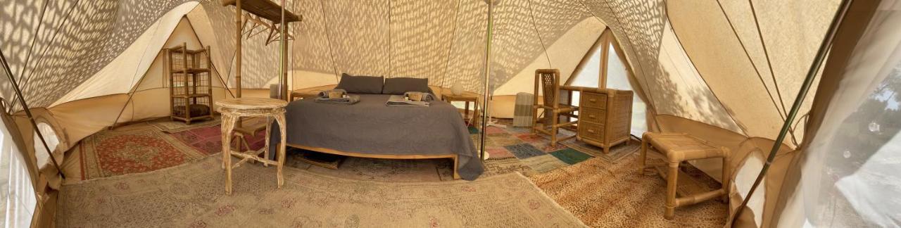 Paraiso Bell Tent Tortosa Eksteriør bilde