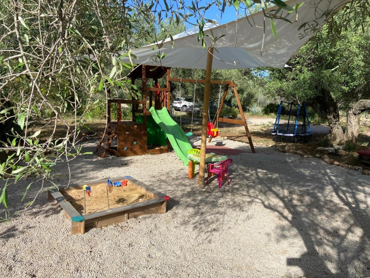 Paraiso Bell Tent Tortosa Eksteriør bilde