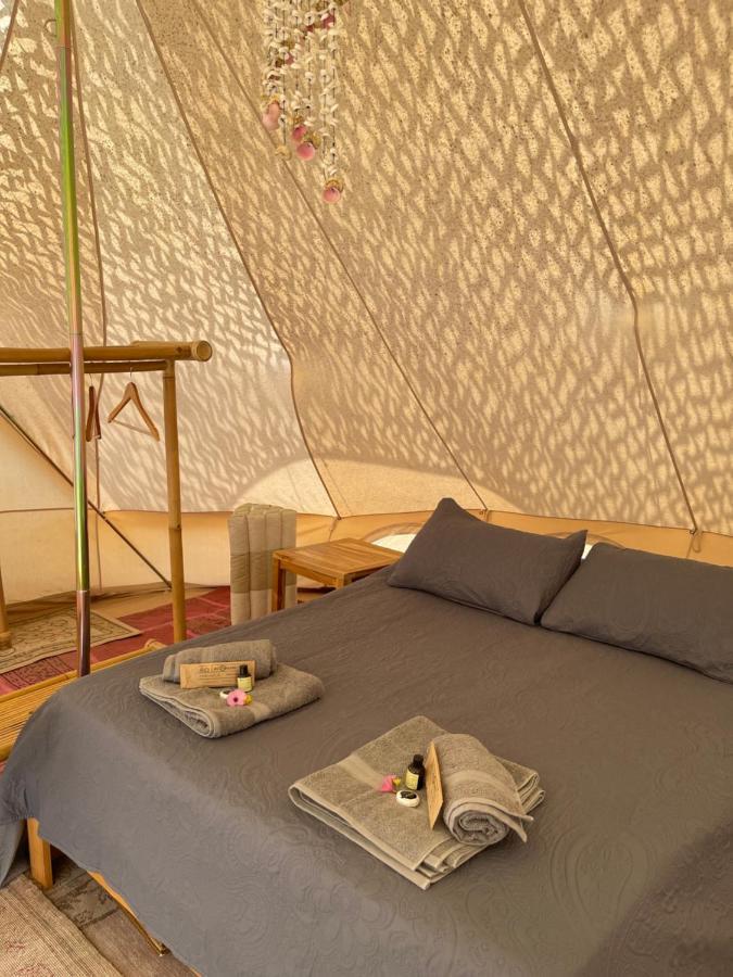 Paraiso Bell Tent Tortosa Eksteriør bilde